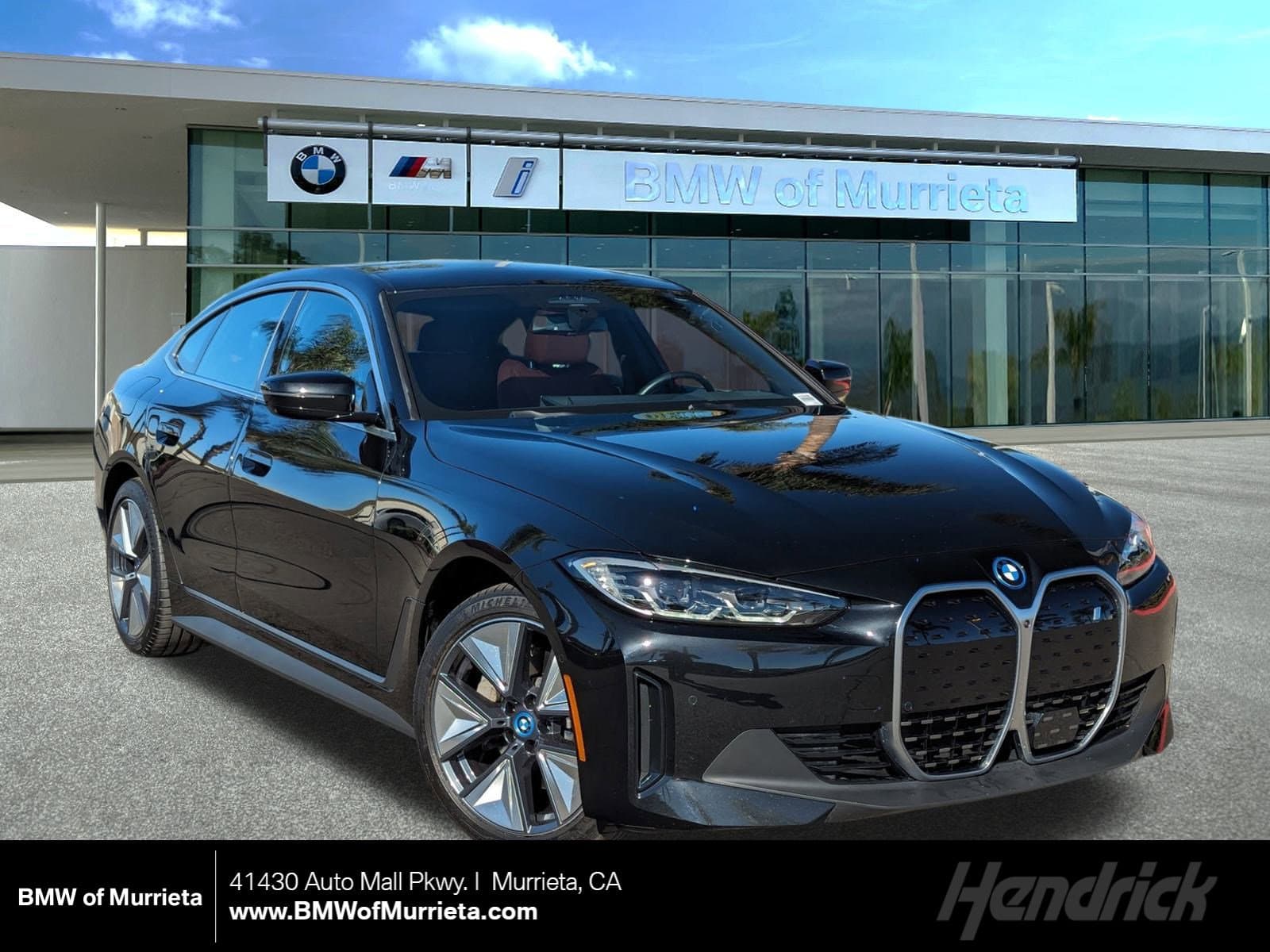 2024 BMW i4 / Black Sapphire Metallic