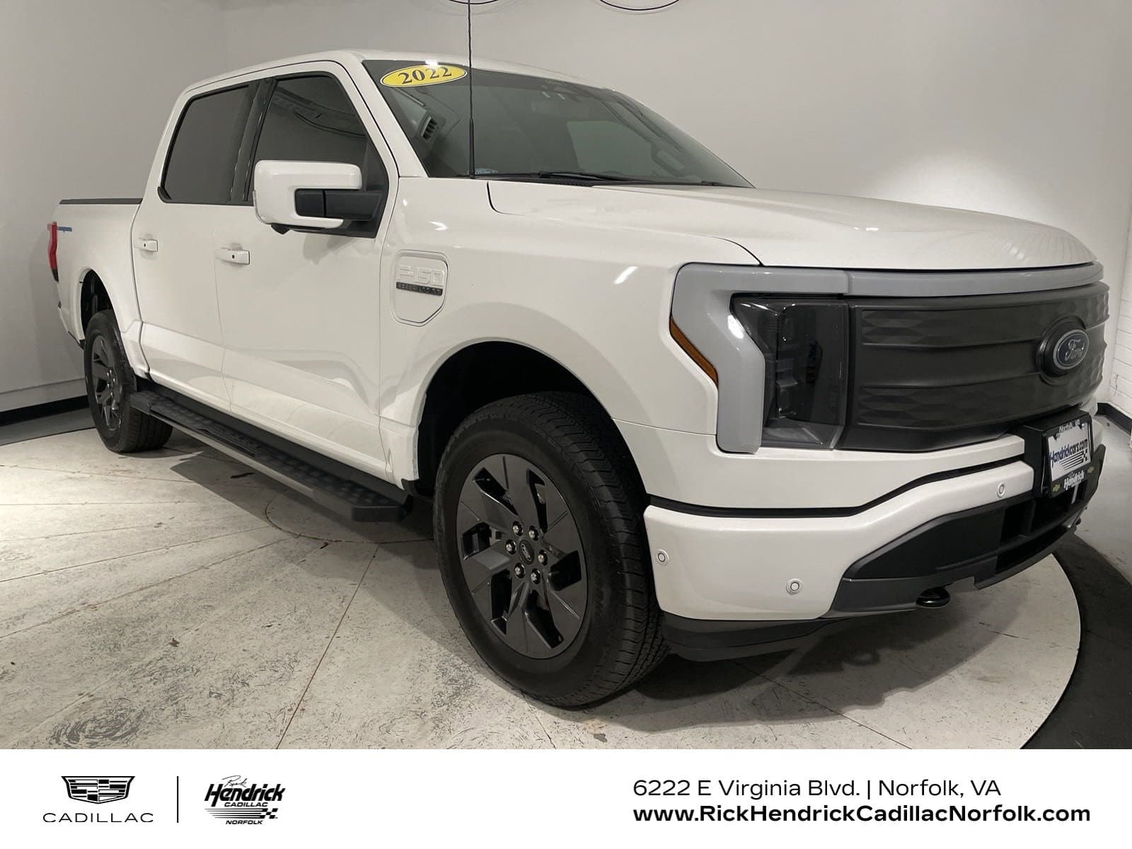 2022 Ford F-150 Lightning / Star White Metallic Tri-Coat